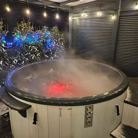 Na Wyłączność ,bania Z Jacuzzi. Góry, Jezioro, Las. Dom wakacyjny