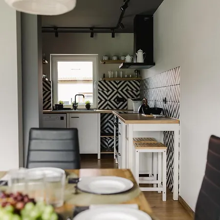 Dom wakacyjny Na Wyłączność ,bania Z Jacuzzi. Góry, Jezioro, Las.