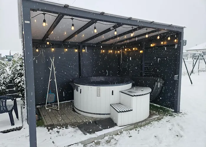 Ferienhaus Na Wylacznosc ,bania Z Jacuzzi. Gory, Jezioro, Las.