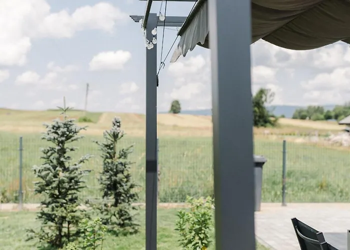 Na Wylacznosc ,bania Z Jacuzzi. Gory, Jezioro, Las. Ferienhaus