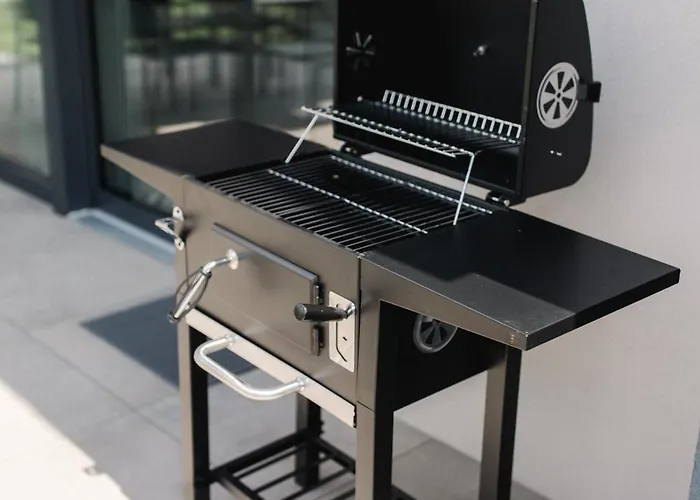 Na Wylacznosc ,bania Z Jacuzzi. Gory, Jezioro, Las. *