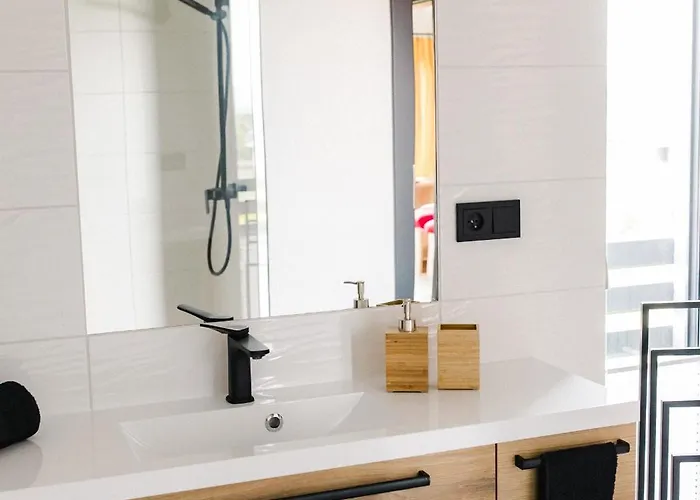 Na Wylacznosc ,bania Z Jacuzzi. Gory, Jezioro, Las. Tatil Evi *