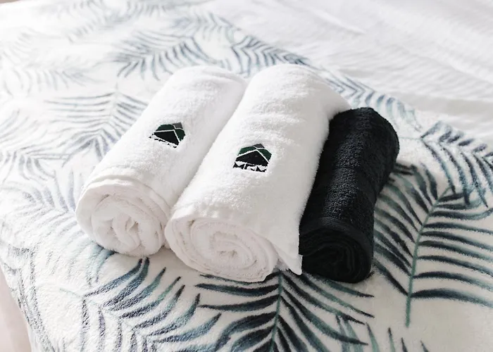 Na Wylacznosc ,bania Z Jacuzzi. Gory, Jezioro, Las. Ferienhaus *