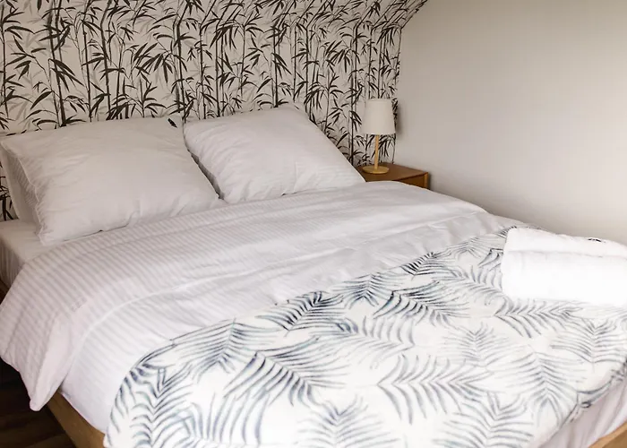 Na Wylacznosc ,bania Z Jacuzzi. Gory, Jezioro, Las. Lesna (Zywiec)