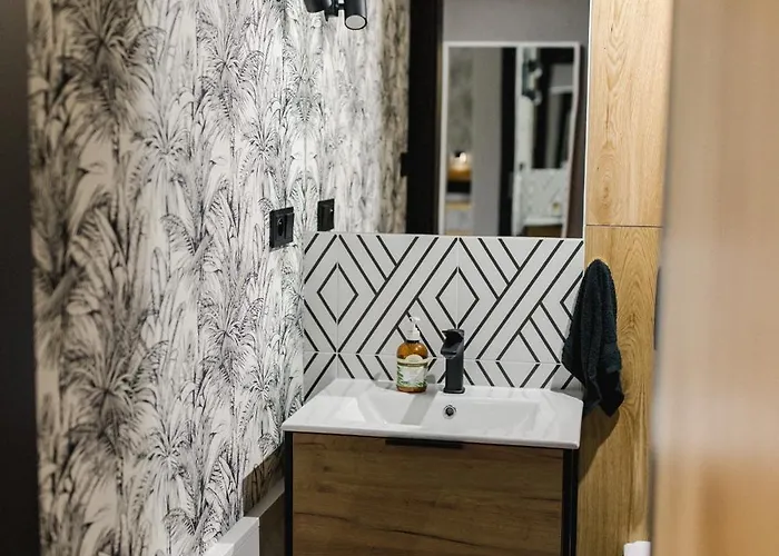 Na Wylacznosc ,bania Z Jacuzzi. Gory, Jezioro, Las. Lesna (Zywiec)